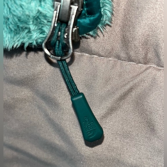 The North Face ladies jacket green - Picture 11 of 11